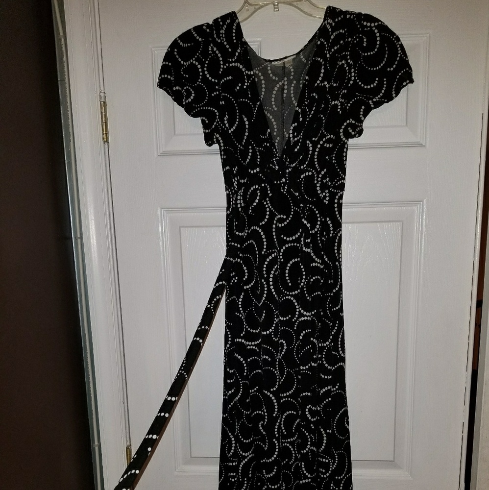 Really cute black and white wrap dress